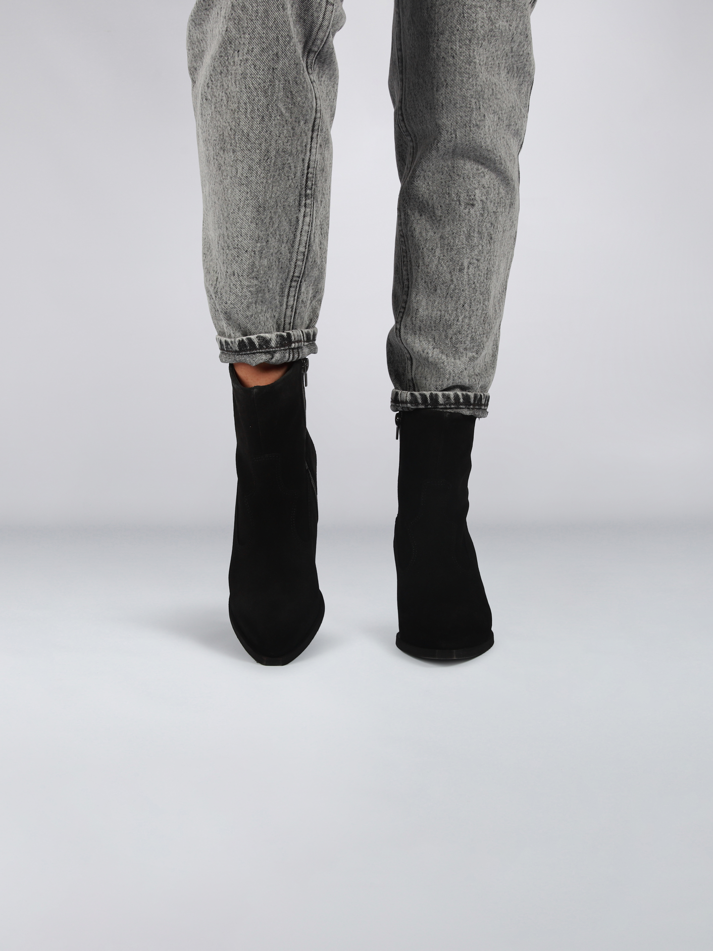 ZL91.BLK_beenfotografie_1.e2c16171_1703752380_8167