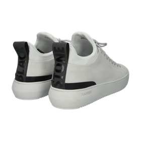 YG07.ANTA_packshot_5.b71e1235