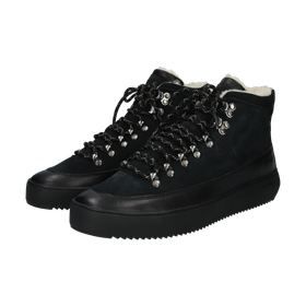 AG124.BLK_packshot_3.7a710502