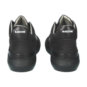 YG18.BLK_packshot_4.d00d8939