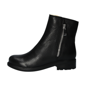 QL05.BLK_packshot_2.9c534cc5