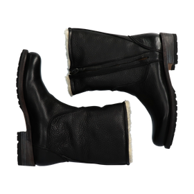 EW74.BLK_packshot_6.a6c41d02