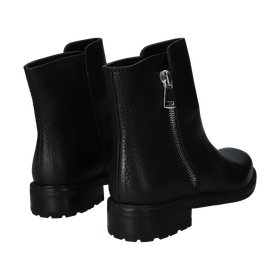 QL04.BLK_packshot_5.01bfed23