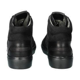 YL50.BLK_packshot_4.6a232666