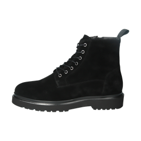 YG32.BLK_packshot_2.89f045d0
