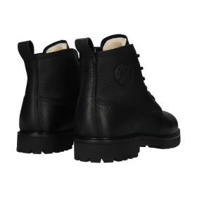 OM62.BLK_packshot_5.174dc64f