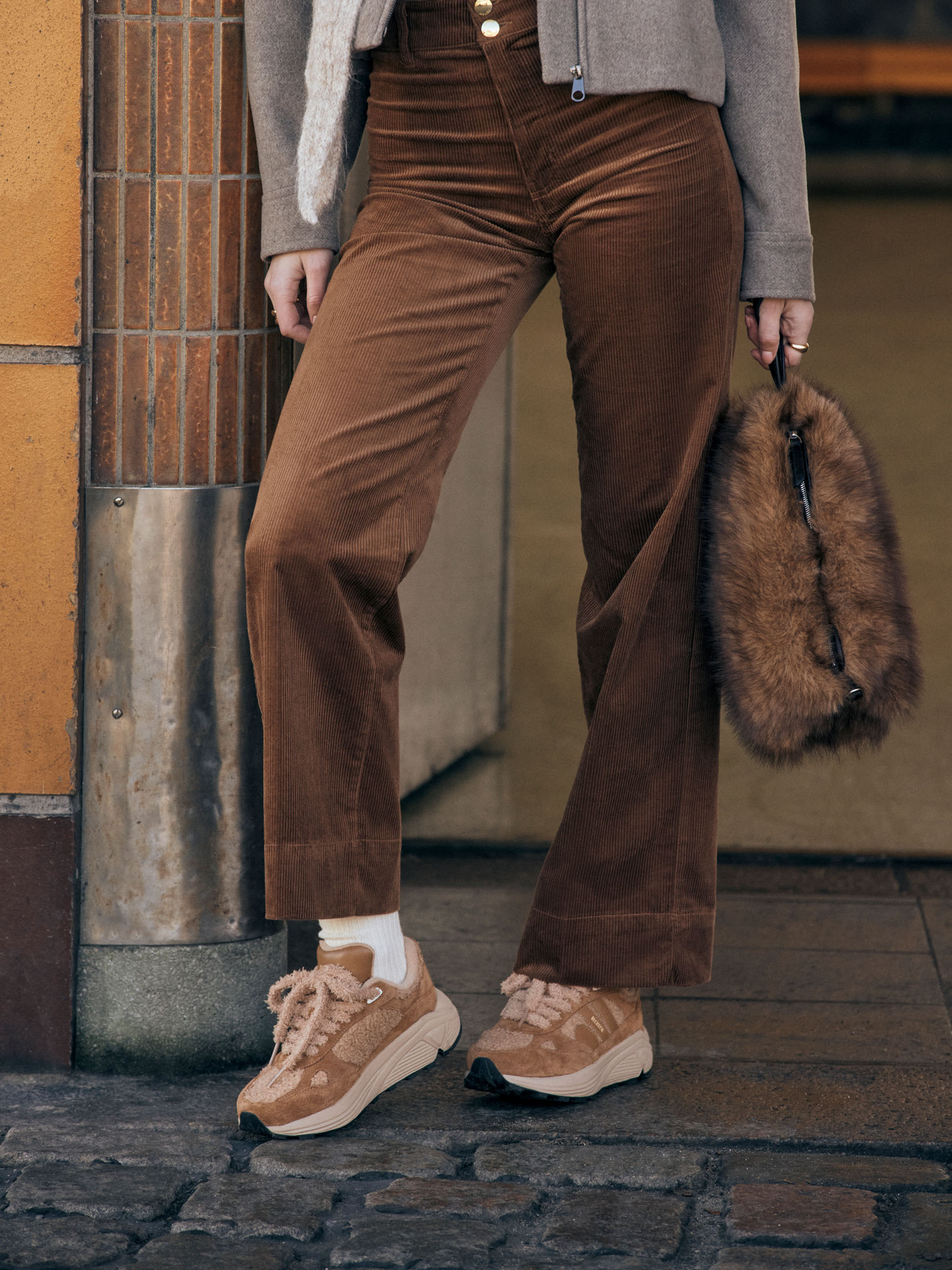 V-RILEY - GL780 Brown Sugar - Runner Sneaker