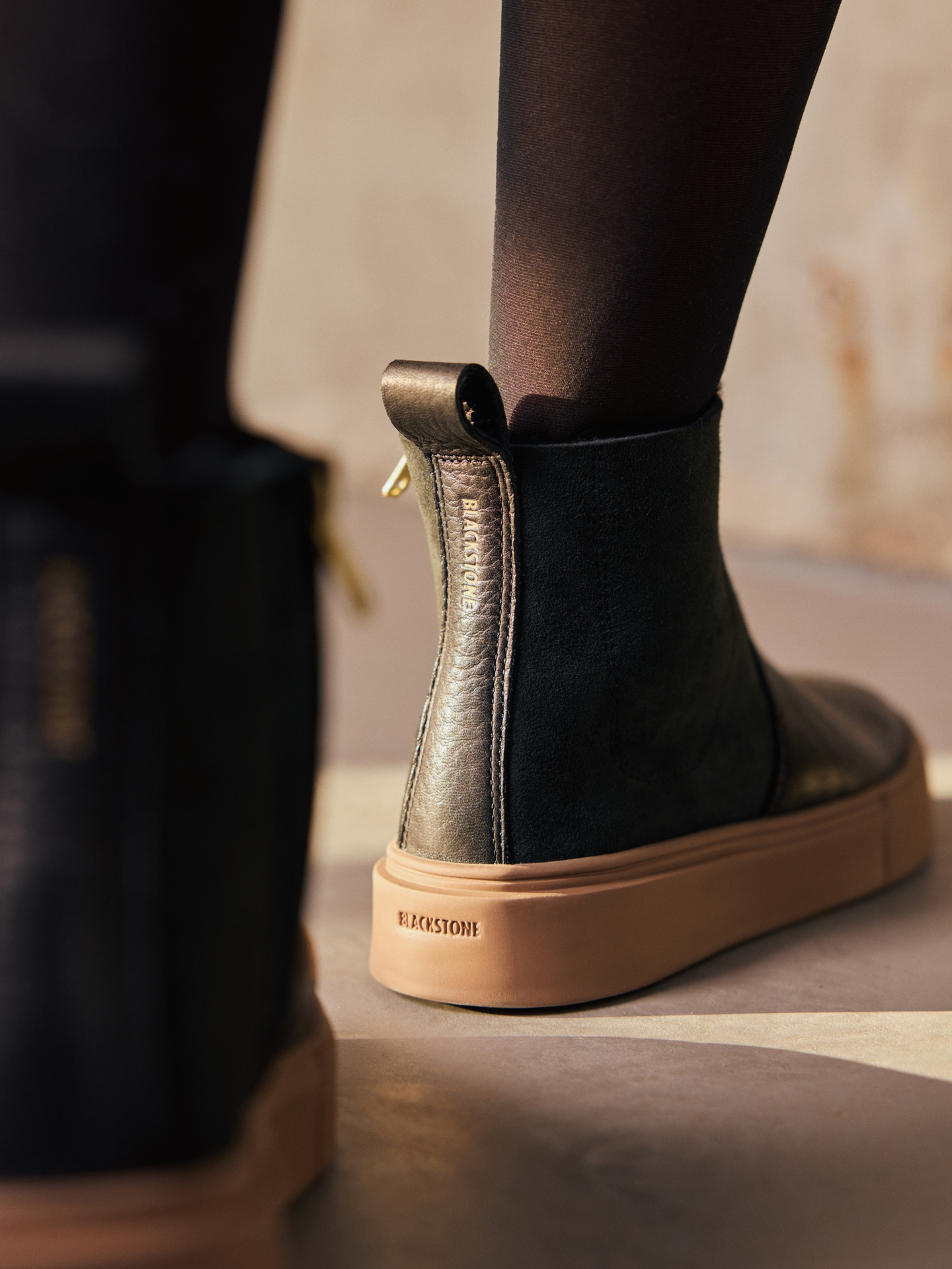 SERMEQ NAALU - CL208 Black - Chelsea boots