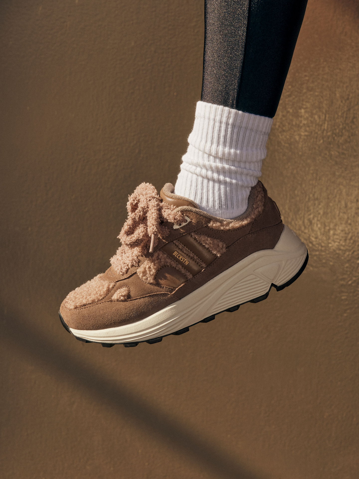 V-RILEY - GL780 Brown Lentil - Runner Sneaker