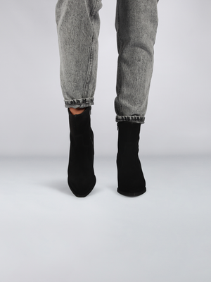 ZL91.BLK_beenfotografie_1.e2c16171_1703752380_8167