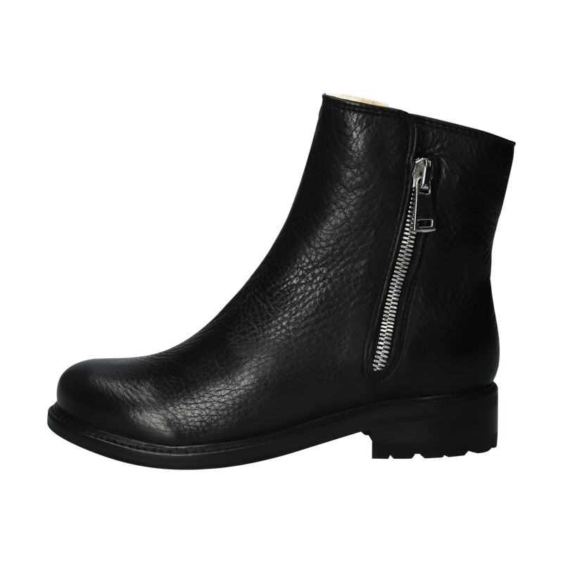 QL05.BLK_packshot_2.9c534cc5