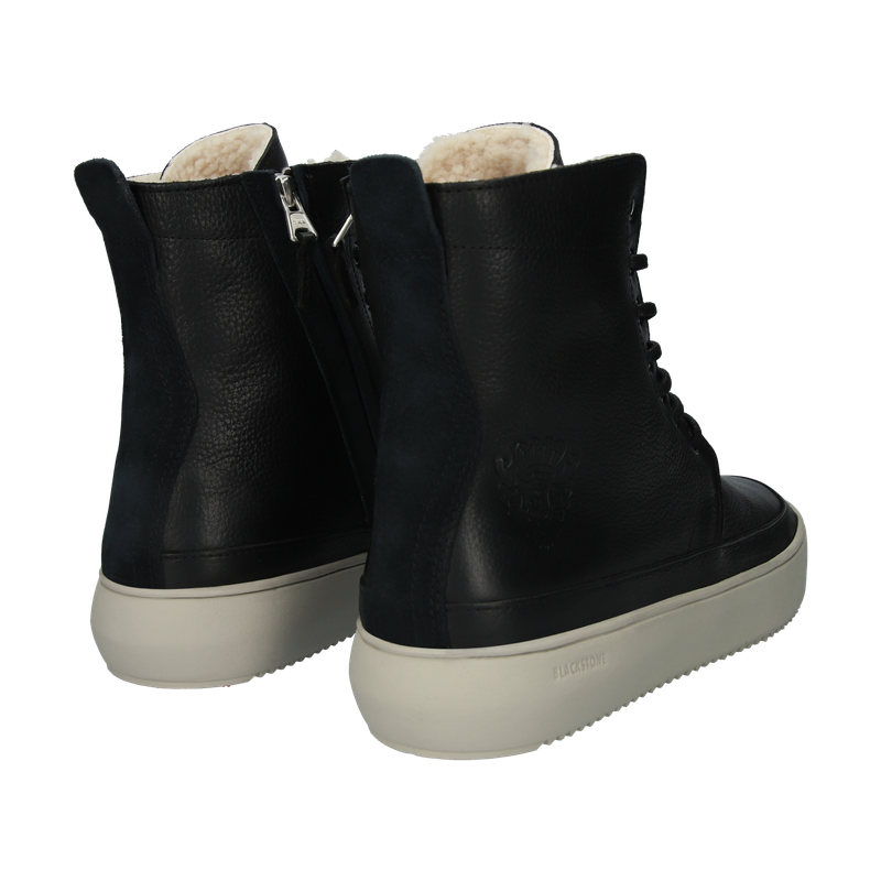 AG130.BLK_packshot_5.759cbf35