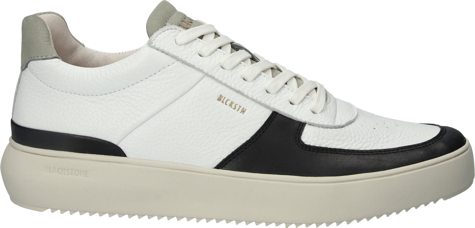 Black runners sale deals
