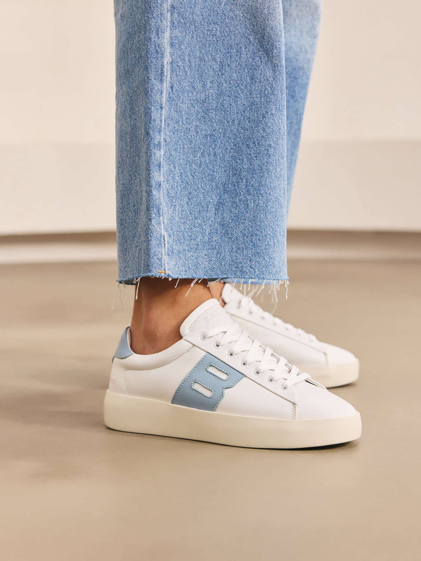 Blackstone SKARN RAY DL447 White - light blue Sneaker (low)