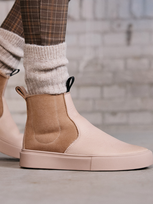 Blackstone SERMEQ NAALU CL208 Nude Chelsea boots