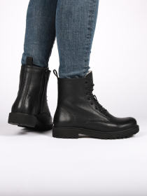 WL02.BLK_beenfotografie_3.51ec1027_1698845370_4991