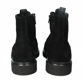 YG32.BLK_packshot_4.1550cd6f