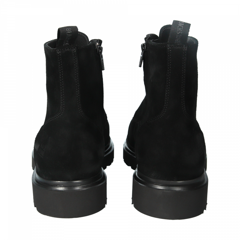 YG32.BLK_packshot_4.1550cd6f