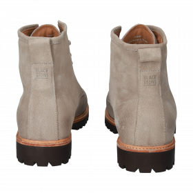 UG09.TEAK_packshot_4.f43c3840