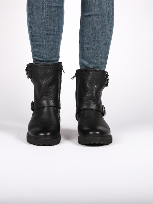 WL01.BLK_beenfotografie_2.b9052f3a_1698845329_4957