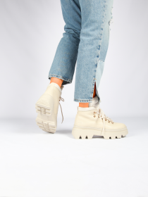 Blackstone SAGA AL405 Almond milk Lace-ups