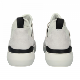 YG15.ANTA_packshot_4.ac575351