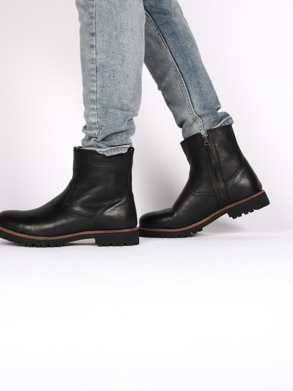 Blackstone KAMI OM63 Black Boots