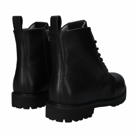 SG33.BLK_packshot_5.2128014d