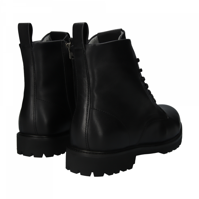 SG33.BLK_packshot_5.2128014d