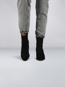 ZL91.BLK_beenfotografie_1.e2c16171_1703752380_8167