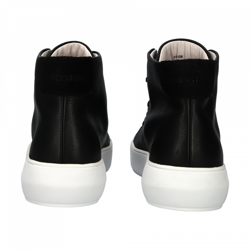 YG08.BLK_packshot_4.07505246