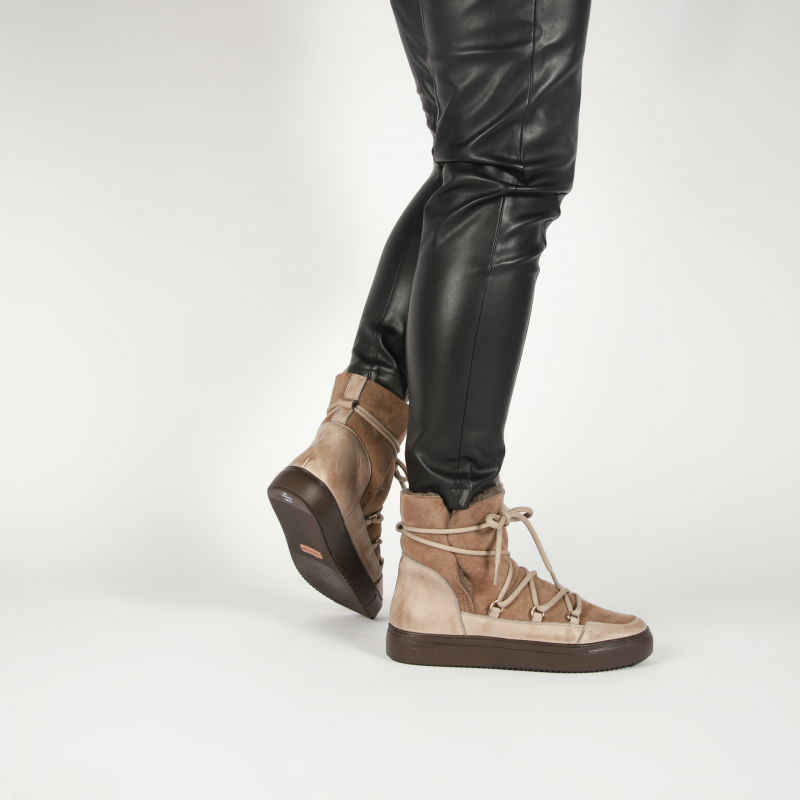 Fossil boots deals