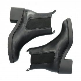 YL74.BLK_packshot_6.3556a55e