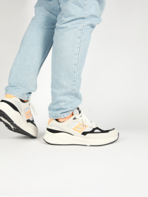 Blackstone FLINT MOSS DG531 Light grey peach Runner Sneaker