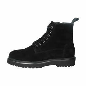 YG32.BLK_packshot_2.89f045d0