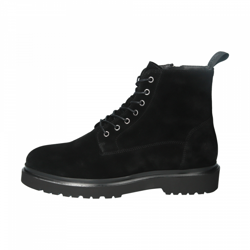 YG32.BLK_packshot_2.89f045d0