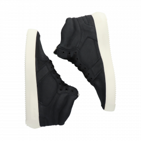 YG01.BLK_packshot_6.a3dc6abe