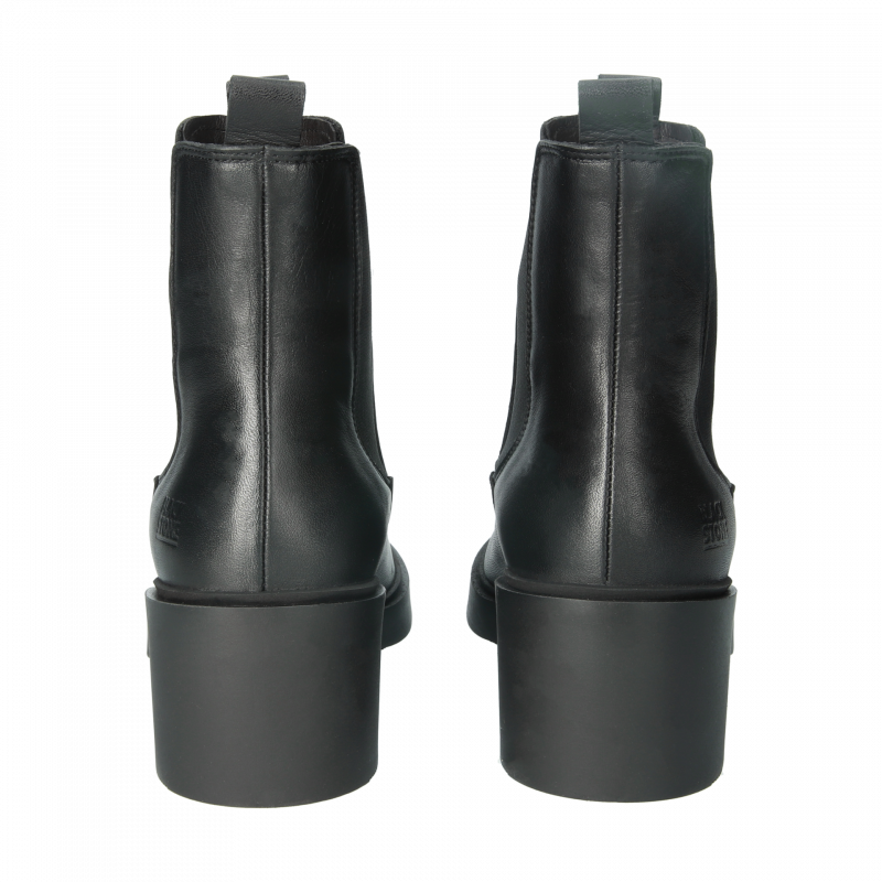 YL74.BLK_packshot_4.6e71a65a