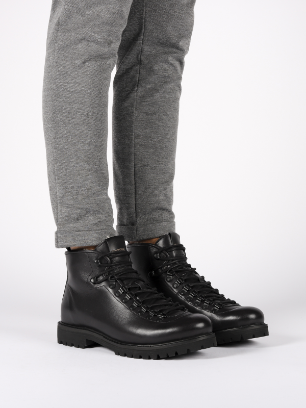 Blackstone UG44 UG44 Black Boots