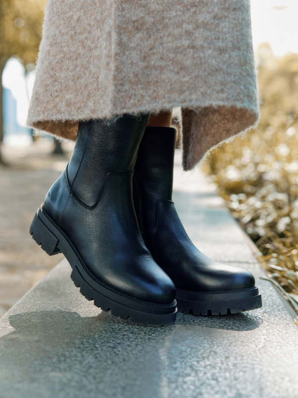 Blackstone RAYNA AL466 Black Boots